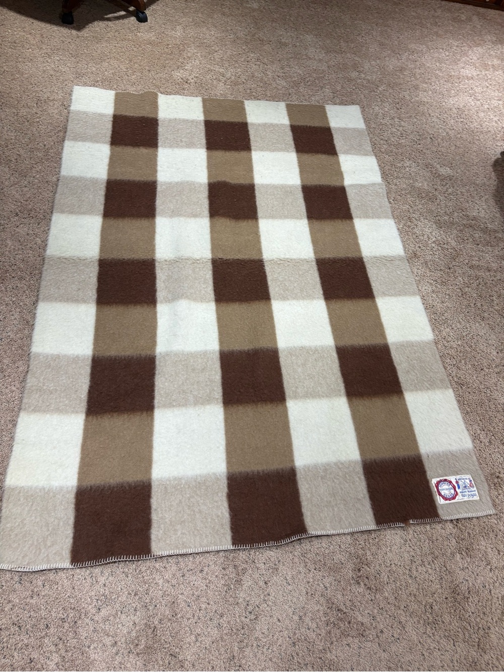 Holland Health Brown Cream 100% Wool Blanket Van Wyk 56 x 80”